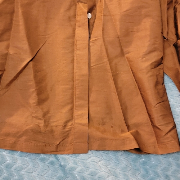 Ladies Blouse - Picture 4 of 9